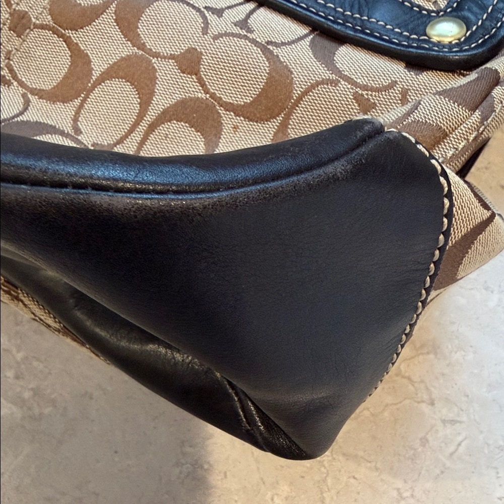 Coach Brown Signature Canvas Shoulder Bag with Black Trim - Picture 5 of 15